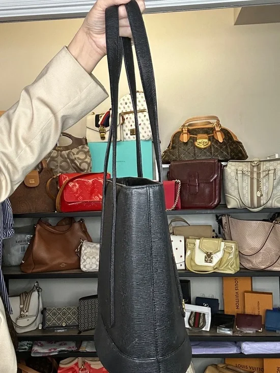 MCM Leather Bucket Tote Black Gold Hardware Structured Mini Tote Luxury Vintage - Picture 6 of 16